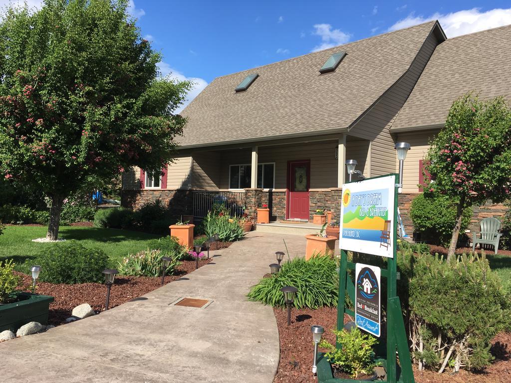 A Day'S Dream B&B Peachland Esterno foto