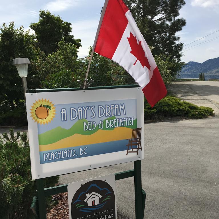 A Day'S Dream B&B Peachland Esterno foto